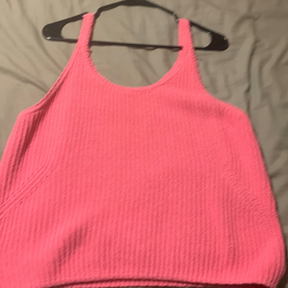 Crotchet tank top pink